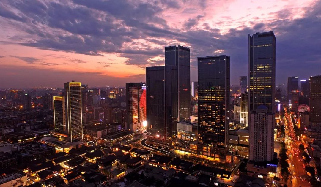 巴蜀麻辣情韵,四川的温馨日常画卷